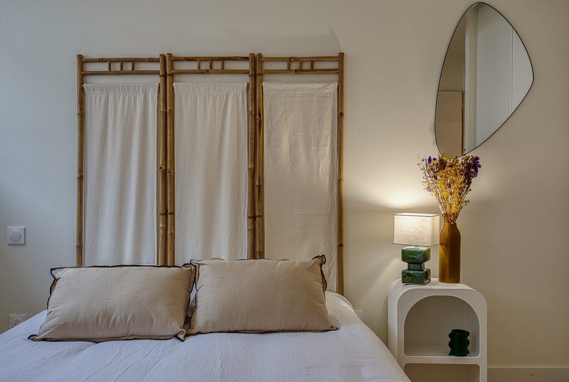 1747817165_la2221_20_original-550102