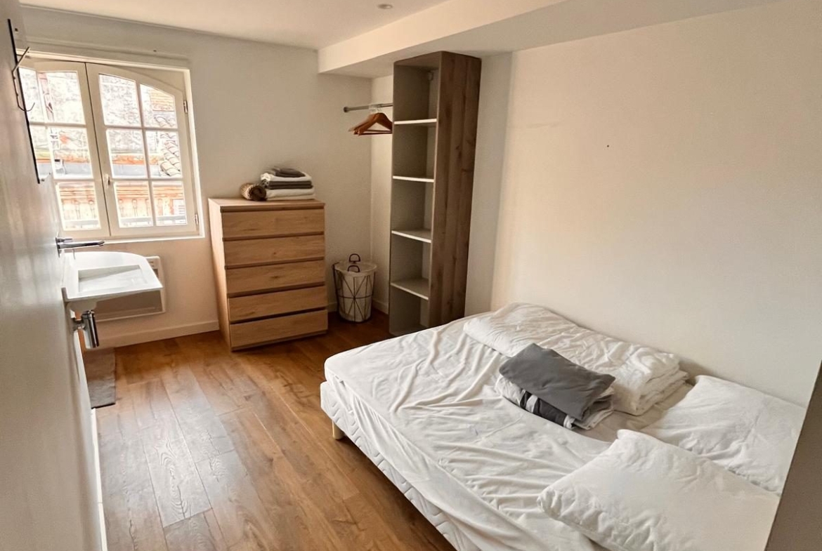 1761670399_la2323_10_original-550150