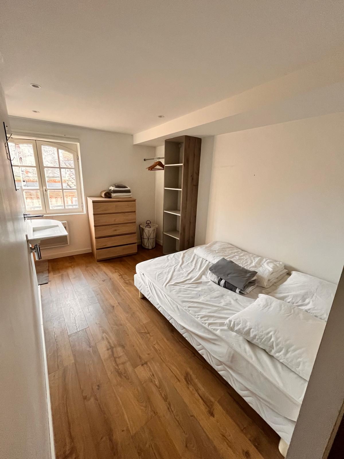 1761670399_la2323_10_original-550150