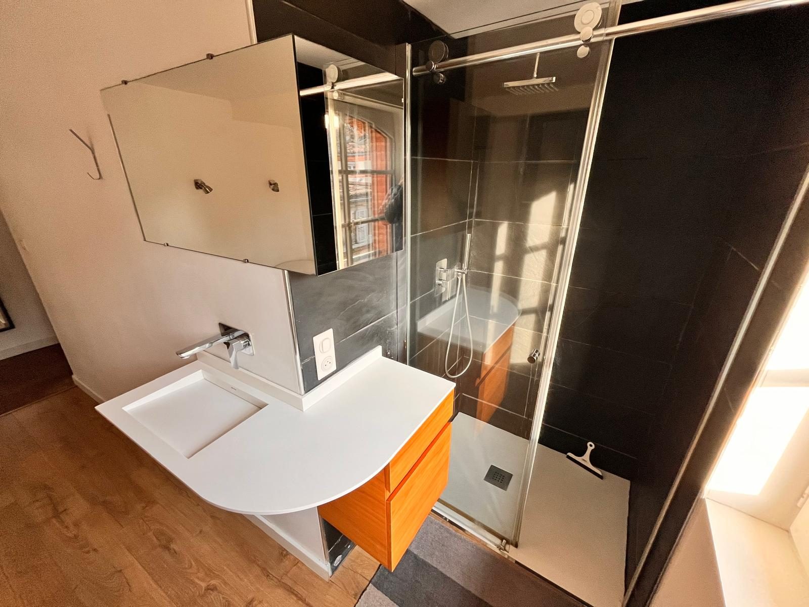 1761670402_la2323_13_original-550150