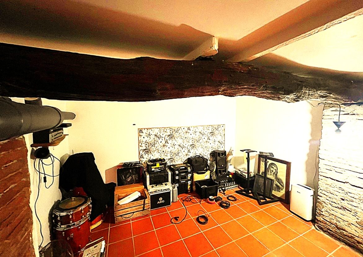 1760452374_va2265_6_original-550352