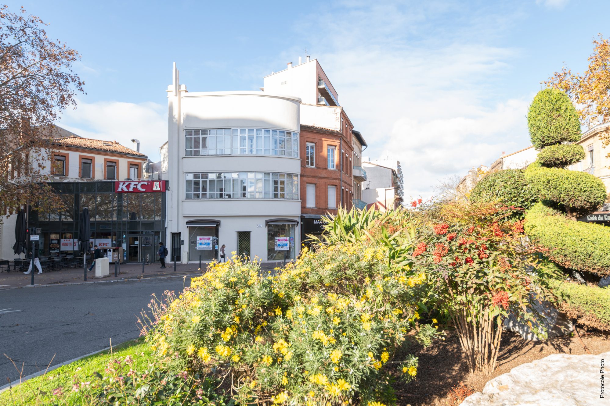 1764779732_la2344_1_original-550343