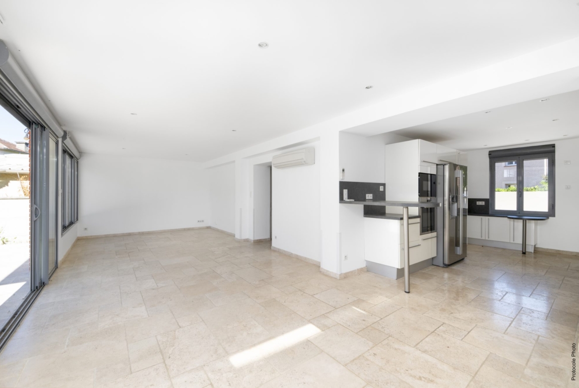 Maison de standing T5 Pont des Demoiselles
