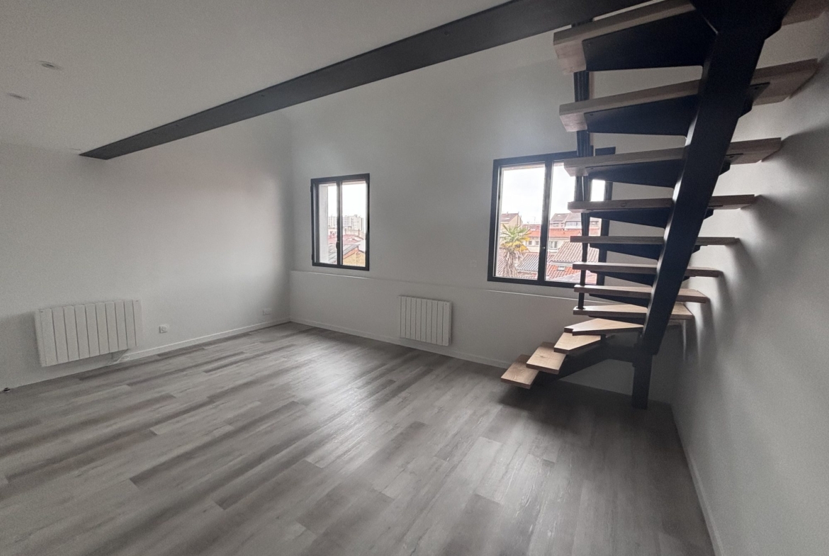 SUPERBE DUPLEX T2