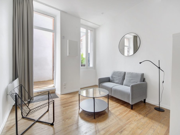 T1 Bis meublé avec terrasse – Investissement locatif clé en main – Toulouse Rue de l’Industrie