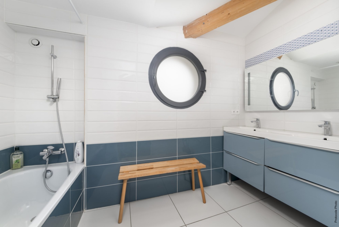 Belle maison contemporaine à la Cote Pavée