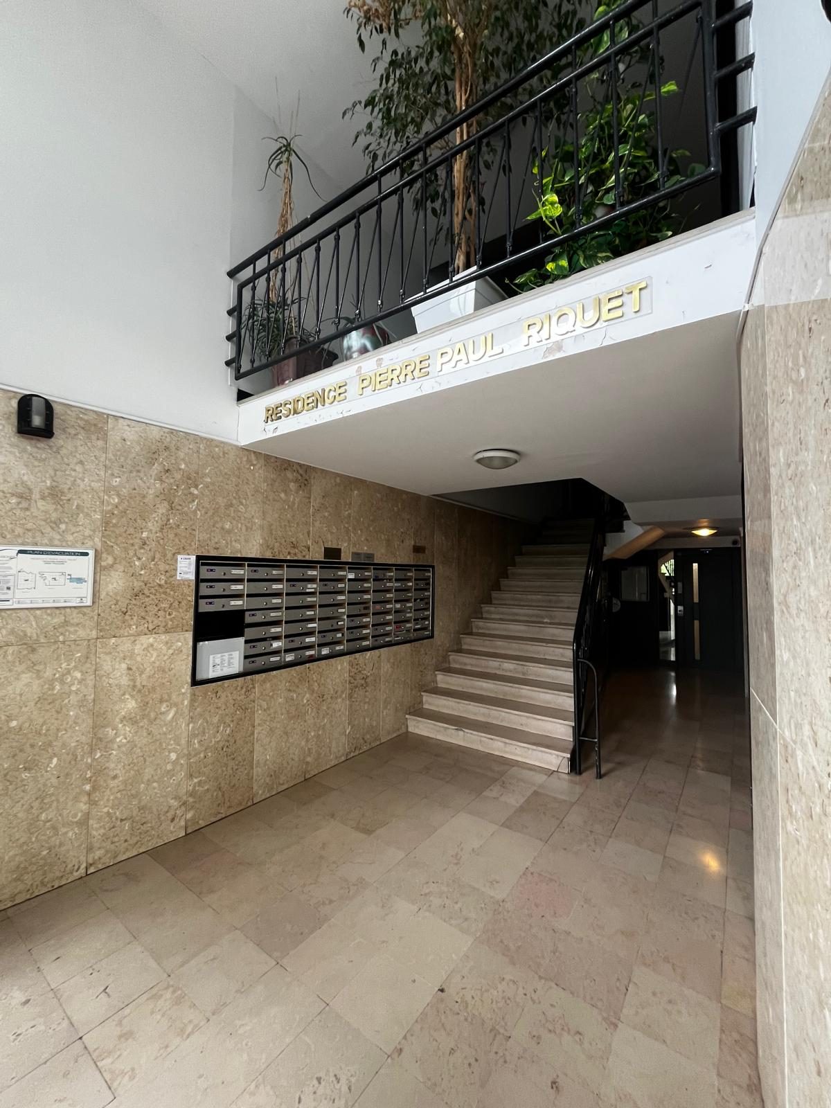 Beau T3 traversant avec ascenseur à deux pas de Jean Jaurès et Matabiau