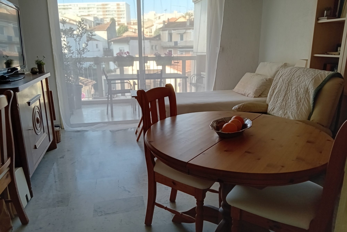 Beau studio à Cannes ! Quartier Pardo République