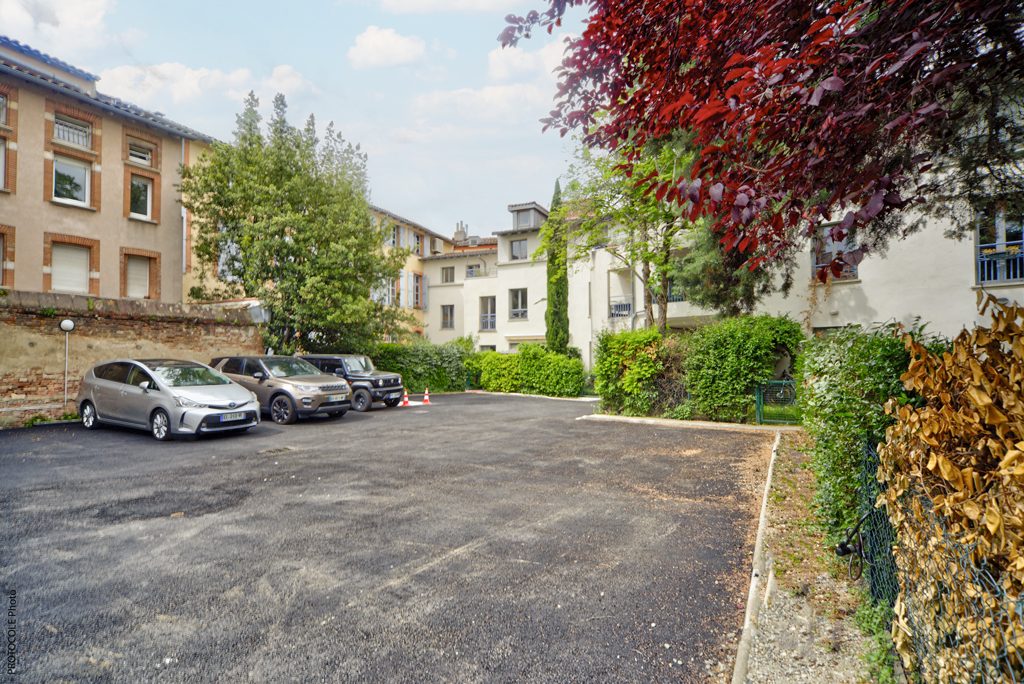 Toulouse hypercentre – Élégant T3 duplex avec parking